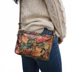 Patricia Nash Floral Pattern Crossbody Bag with Brown Leather Strap New $189